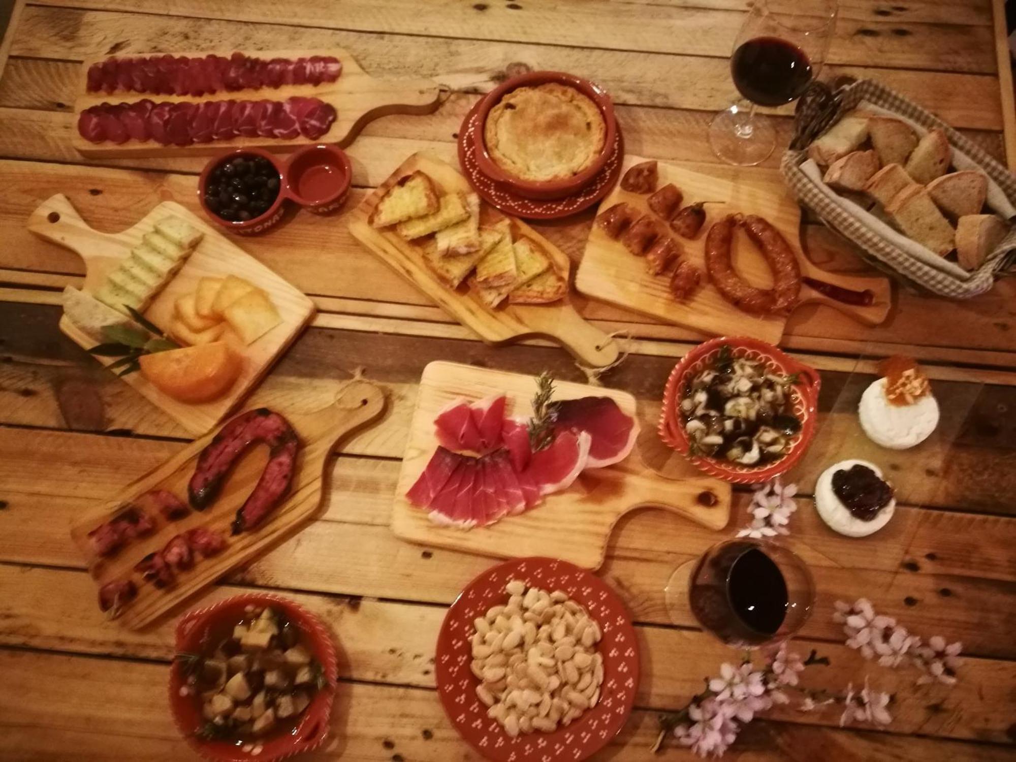 Lambisco- Local * Alfândega da Fé